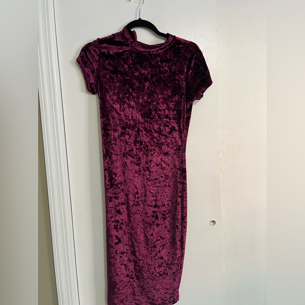 Mock neck crushed velvet pencil dress S dark purple SHEIN pre owned above knee
